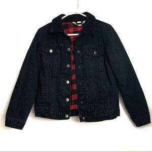Black denim jacket with sherpa collar